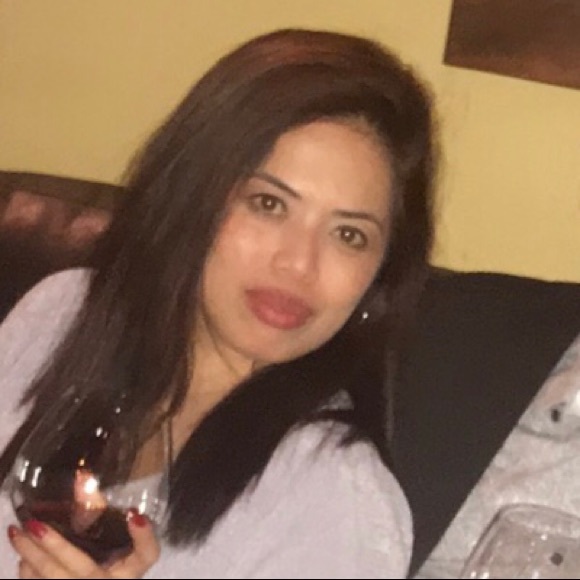 ratna23
